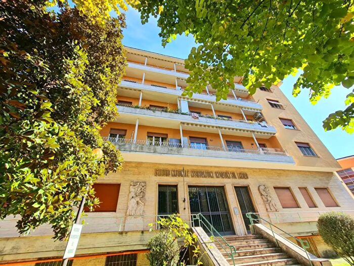 Appartamento bilocale in vendita in Viale Maraini, Rieti