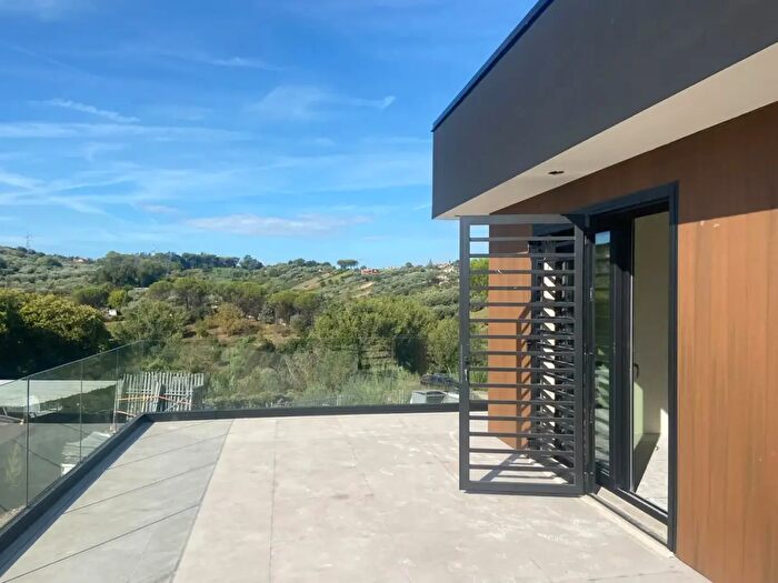 Casa con 5 locali in vendita in Via della Fonte, Monterotondo