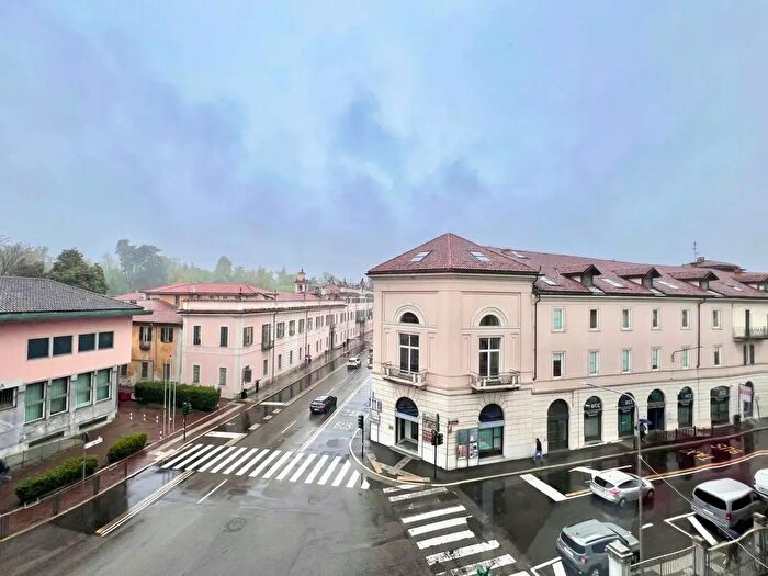 Appartamento bilocale in affitto in Via Marcobi, Varese