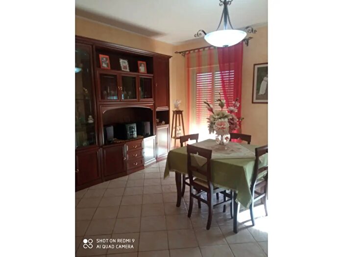 Appartamento trilocale in vendita in Largo Salvatore Carnevale, Palermo