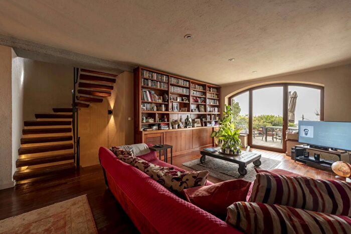 Casa con 8 locali in vendita in Strada Castelvecchio, Moncalieri