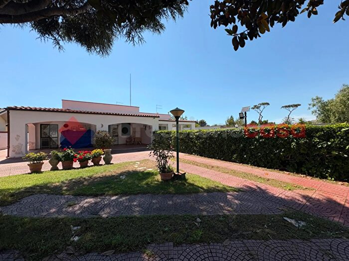 Casa con 5 locali in vendita in Residence Riva del Fuego, Terracina