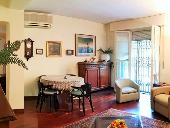 Appartamento trilocale in affitto in Via Piero Preda, Pezzotti Meda, Milano