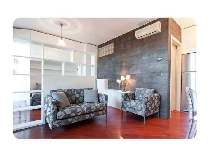 Appartamento in affitto in Via Gaetano de Castillia, Isola, Milano