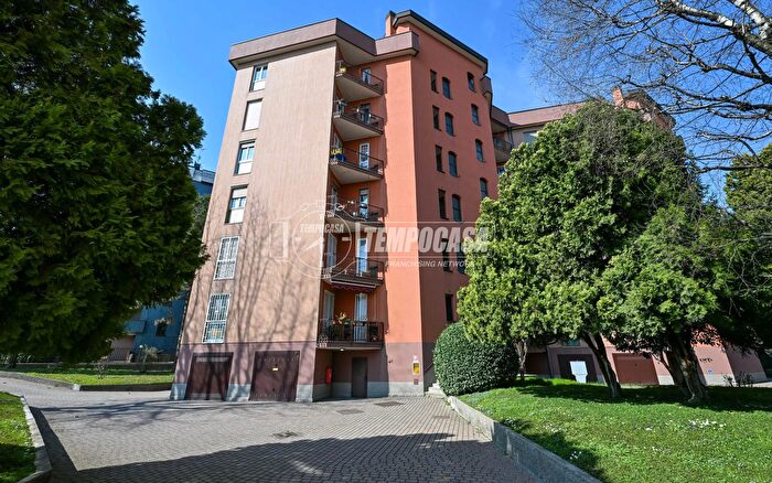 Appartamento trilocale in vendita in Via Don Sturzo B, Segrate