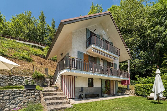 Casa con 5 locali in vendita in Frazione Gorrè Soprano, Rittana