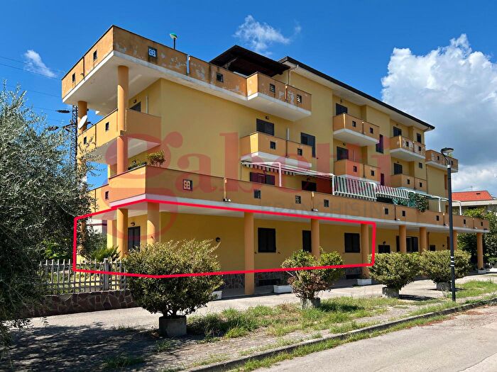 Appartamento con 5 locali in vendita in Via Pirandello, Telese