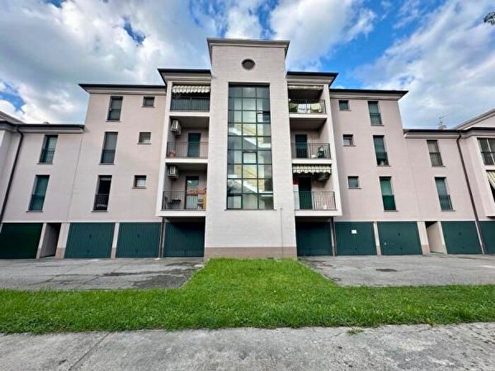 Appartamento trilocale in vendita in Via Marcolini, Brescia