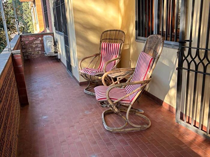 Appartamento con 6 locali in affitto in Via dei Fontebuoni, Coverciano, Firenze