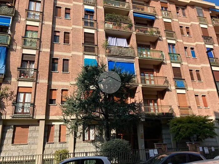 Appartamento monolocale in affitto in Via Serrano, Torino