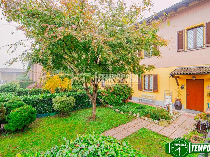 Casa quadrilocale in vendita in Cascina Morona, Pavia