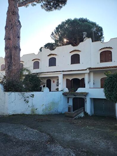 Casa trilocale in vendita in Onda del Circeo, Terracina