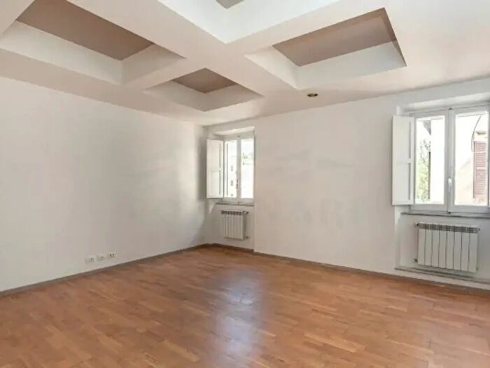 Appartamento bilocale in affitto in Via dei Coronari, Roma
