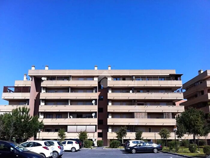 Appartamento bilocale in vendita in Via Luigi Gastinelli, Roma