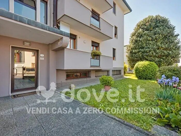 Appartamento quadrilocale in vendita in Via Leto Pomponio, Padova