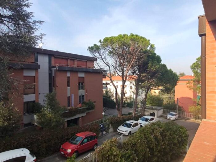 Appartamento trilocale in affitto in Via Giuseppe Atti, Colli Murri, Bologna