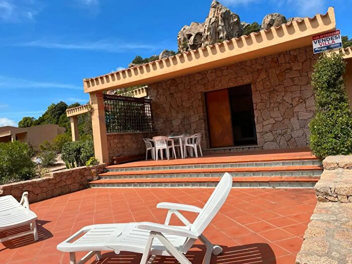 Appartamento con 5 locali in vendita in Trinità dAgultu e Vignola