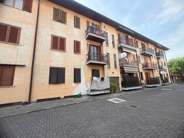 Appartamento bilocale in affitto in Via Don Giovanni Balduzzi, Centro, Garlasco