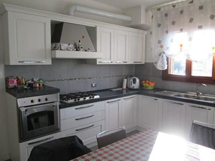 Casa con 5 locali in vendita in San Zenone Degli Ezzelini