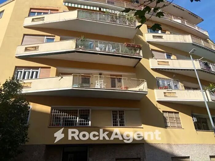 Appartamento con 5 locali in vendita in Via Ugo Balzani, Roma