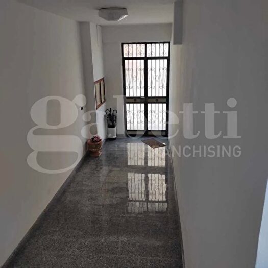 Casa con 5 locali in vendita in Via Francesca Morvillo, Belpasso