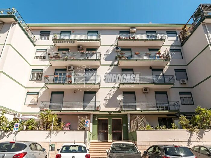 Appartamento quadrilocale in vendita in Via Francesco Pensavalle, Catania