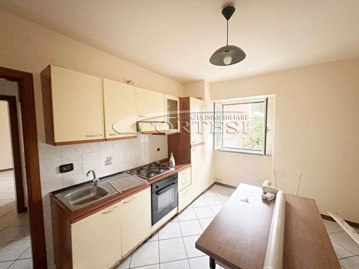 Appartamento trilocale in affitto in vi muratori, Pistrino, Citerna