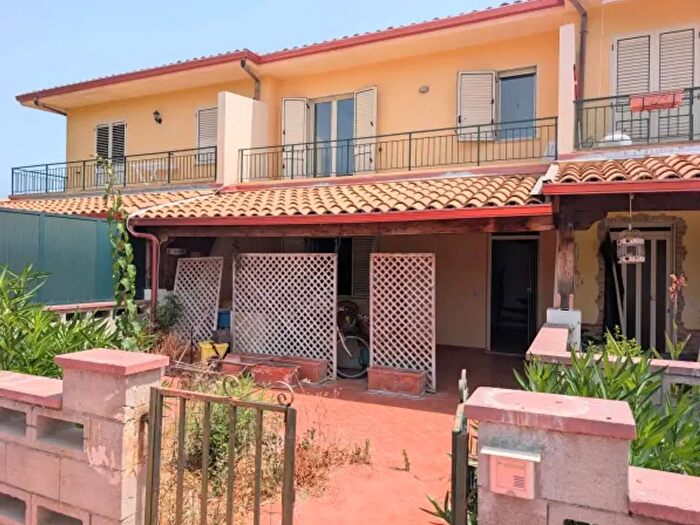 Casa con 6 locali in vendita in Via Messina, Patti
