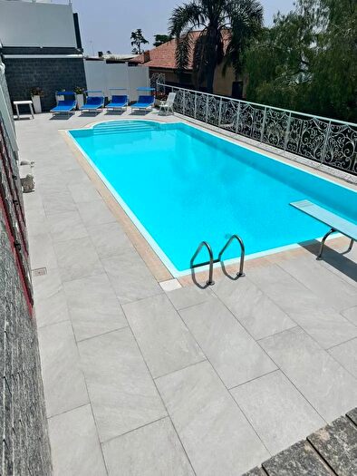 Casa con 6 locali in affitto in Strada Solaro Sanremo, Sanremo