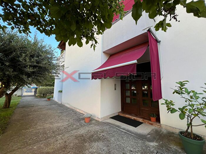 Casa con 7 locali in vendita in Via G Matteotti N Bis Cavarzere Ve, Anguillara Veneta