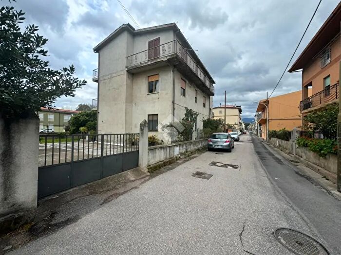 Appartamento con 5 locali in vendita in Via Fleming, Tortoli