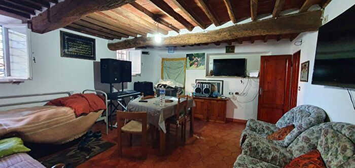 Casa quadrilocale in vendita in a dei Luporini, Capannori