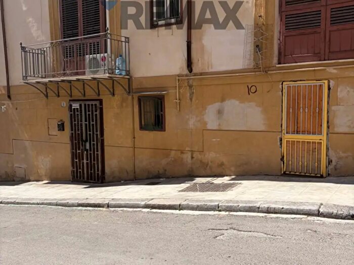 Appartamento con 5 locali in vendita in Salita Raffadali, Palermo