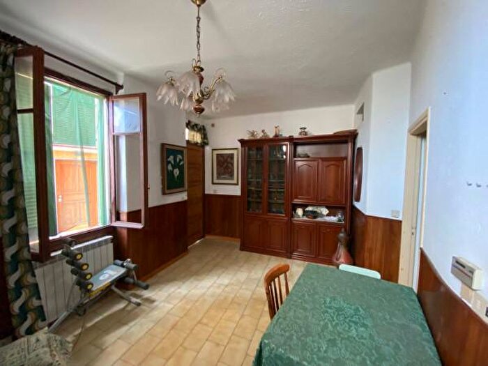 Appartamento bilocale in vendita in Piazza del Capo, Bordighera