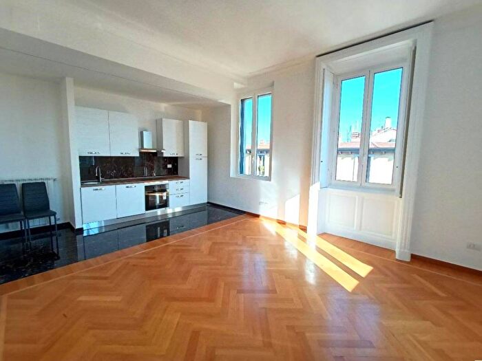 Appartamento trilocale in affitto in Via Spartaco, Montenero, Milano