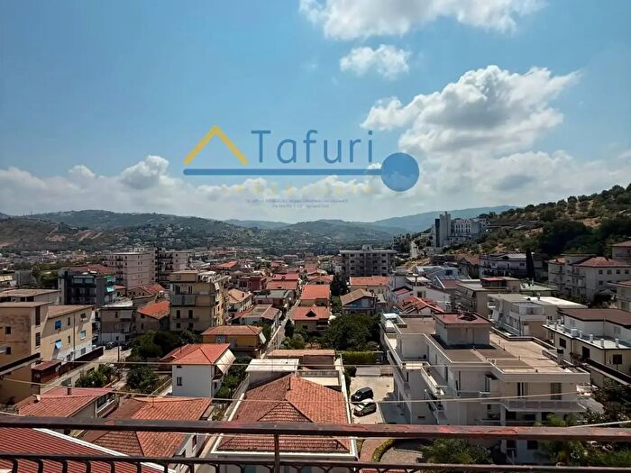 Appartamento trilocale in vendita in Via Matilde Serao, Agropoli