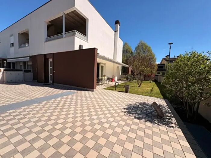 Casa con 5 locali in vendita in Via Giuseppe Verdi, Abano Terme