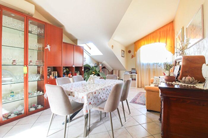 Appartamento trilocale in vendita in Via Vincenzo Cilli, Citta SantAngelo