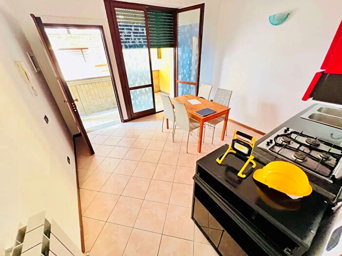 Appartamento bilocale in vendita in Milano