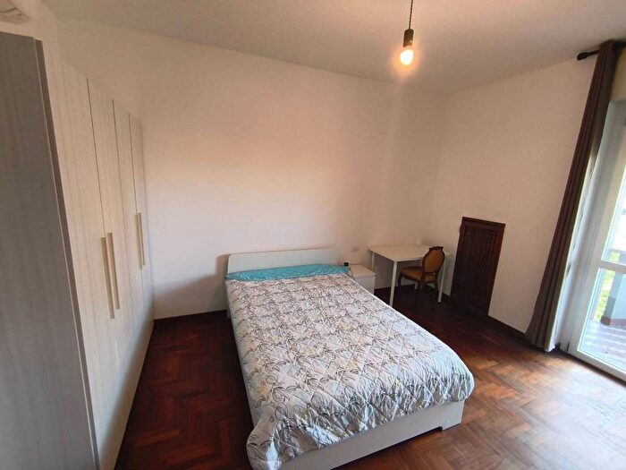 Appartamento con 5 locali in affitto in Via Giovanni Battista Boeri, Pezzotti Meda, Milano