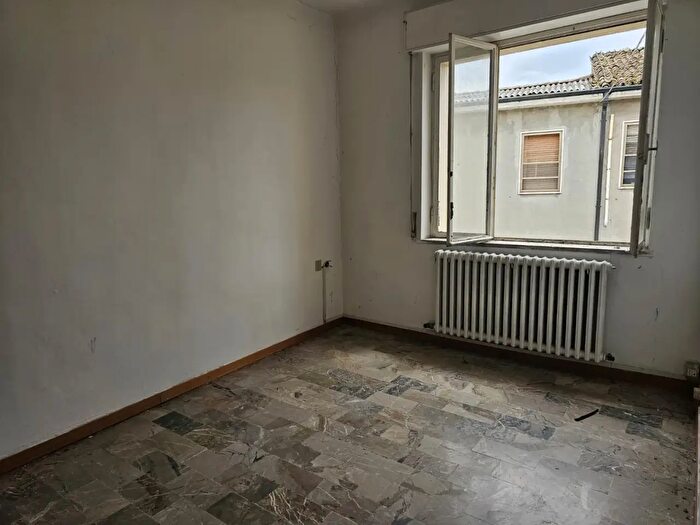 Appartamento trilocale in vendita in Via Giuseppe Verdi, Guardamiglio