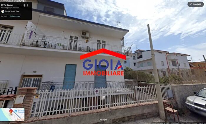 Appartamento in vendita in Via Cavour Mondragone Campania, Mondragone