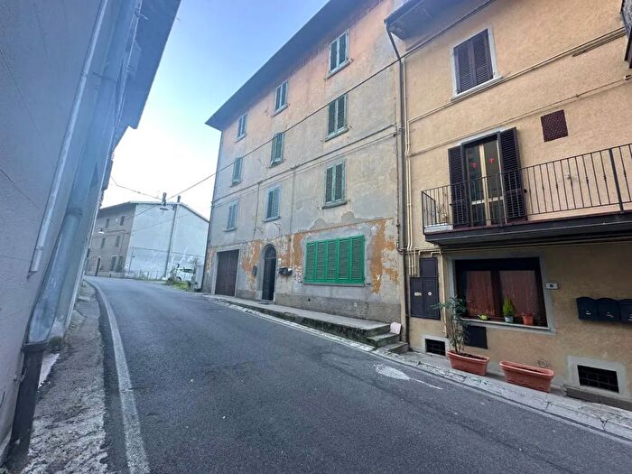 Appartamento con 6 locali in vendita in Via Padre Stanislao Mattei, Castiglione Dei Pepoli