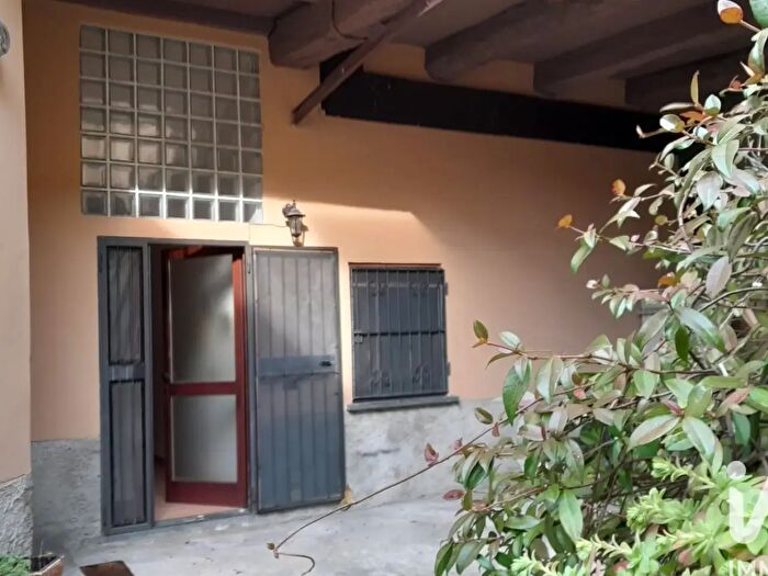 Appartamento bilocale in vendita in Via Madonnina, Veduggio Con Colzano