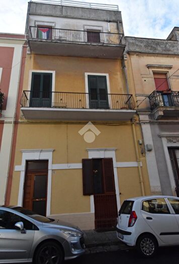 Appartamento con 5 locali in vendita in Via Dalmazia, Lecce