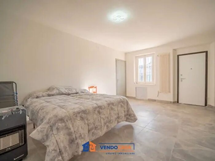 Casa con 5 locali in vendita in Via Dellera, Polonghera