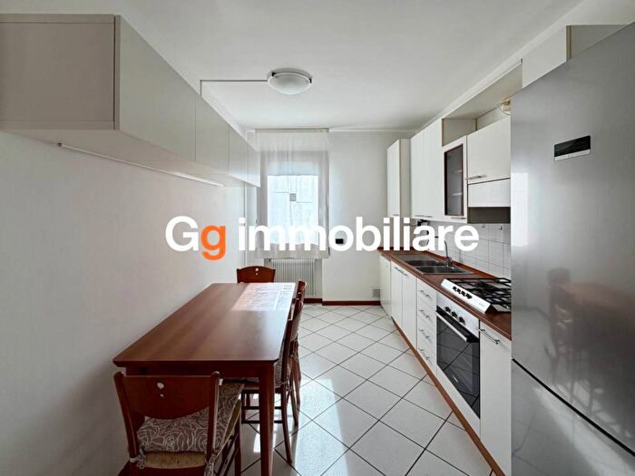 Appartamento quadrilocale in affitto in Via Roma, Castelfranco Veneto