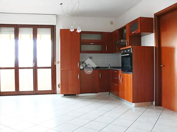 Appartamento trilocale in vendita in Via Luigi Braille, Prato