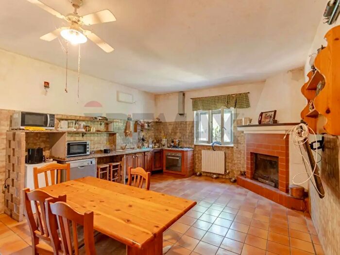 Casa con 5 locali in vendita in Via Crispiano a, Martina Franca