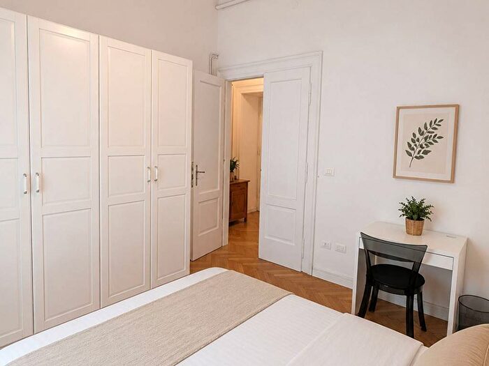 Appartamento con 5 locali in affitto in Via Emanuele Filiberto Duca d'Aosta, Città Vecchia, Trieste